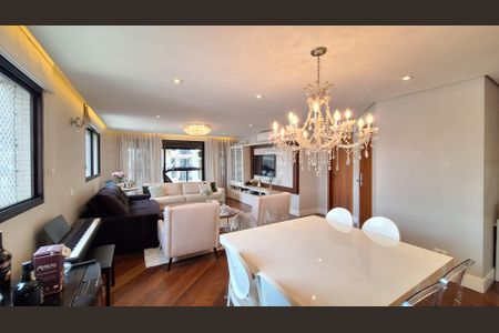 Apartamento à venda com 170m², 4 quartos e 3 vagas Apartamento à venda com 170m², 4 quartos e 3 vagasSala