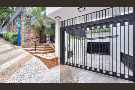 Apartamento à venda com 170m², 4 quartos e 3 vagas Apartamento à venda com 170m², 4 quartos e 3 vagasFachada