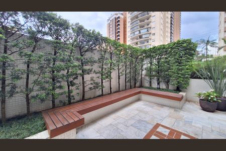 Apartamento à venda com 170m², 4 quartos e 3 vagas Apartamento à venda com 170m², 4 quartos e 3 vagasÁrea comum