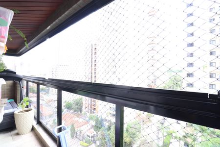 Apartamento à venda com 170m², 4 quartos e 3 vagasVaranda do Quarto 2