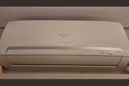 Apartamento à venda com 170m², 4 quartos e 3 vagas Apartamento à venda com 170m², 4 quartos e 3 vagasAr condicionado