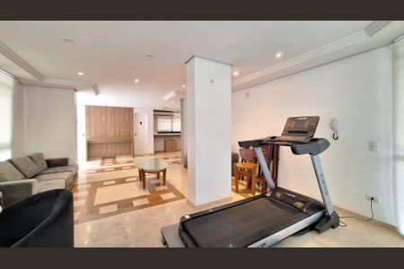 Apartamento à venda com 170m², 4 quartos e 3 vagas Apartamento à venda com 170m², 4 quartos e 3 vagasÁrea comum - Academia