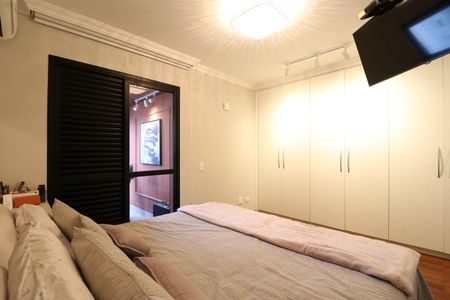 Apartamento à venda com 170m², 4 quartos e 3 vagasSuíte 2