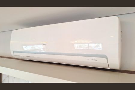 Apartamento à venda com 170m², 4 quartos e 3 vagas Apartamento à venda com 170m², 4 quartos e 3 vagasAr condicionado