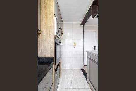 Cozinha de apartamento à venda com 2 quartos, 100m² em Jardim Nova Europa, Campinas