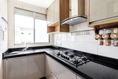 Cozinha de apartamento à venda com 2 quartos, 100m² em Jardim Nova Europa, Campinas