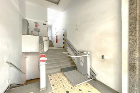 Apartamento à venda com 110m², 2 quartos e sem vaga Apartamento à venda com 110m², 2 quartos e sem vagaÁrea comum - Hall