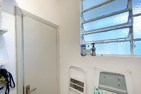 Apartamento à venda com 110m², 2 quartos e sem vaga Apartamento à venda com 110m², 2 quartos e sem vagaQuarto de Serviço