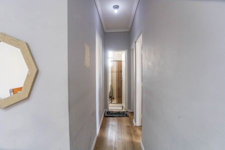 Corredor  de apartamento à venda com 2 quartos, 52m² em Parque Sete de Setembro, Diadema