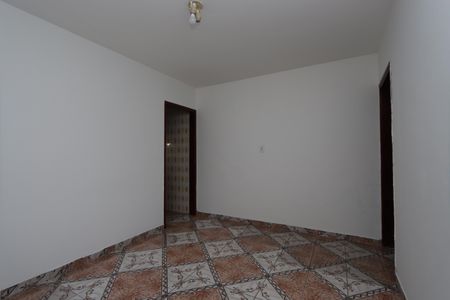 Sala de casa para alugar com 2 quartos, 63m² em Vila Bancaria, São Paulo