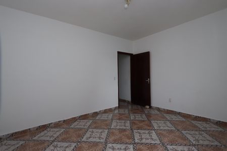 Quarto 1 de casa para alugar com 2 quartos, 63m² em Vila Bancaria, São Paulo