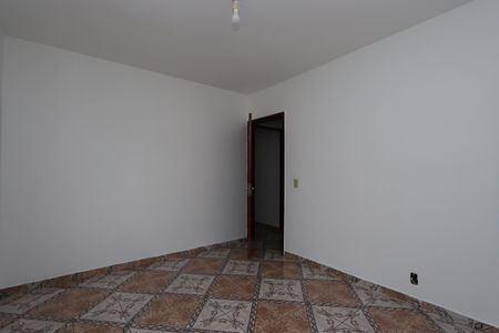 Quarto 2 de casa para alugar com 2 quartos, 63m² em Vila Bancaria, São Paulo