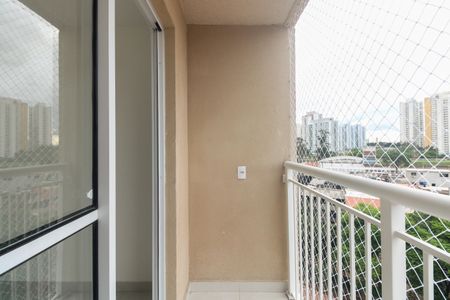 Apartamento para alugar com 27m², 1 quarto e sem vaga Apartamento para alugar com 27m², 1 quarto e sem vagaVaranda da Sala/Cozinha