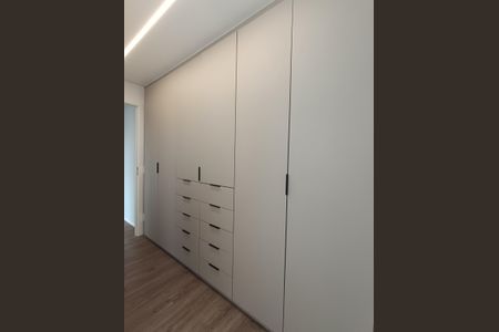 Apartamento à venda com 106m², 3 quartos e 2 vagas Apartamento à venda com 106m², 3 quartos e 2 vagasSuíte