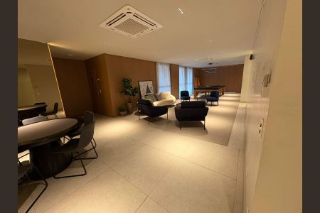 Apartamento à venda com 106m², 3 quartos e 2 vagas Apartamento à venda com 106m², 3 quartos e 2 vagasÁrea comum - Salão de jogos