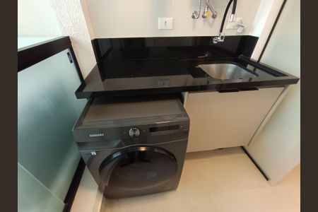 Apartamento à venda com 106m², 3 quartos e 2 vagas Apartamento à venda com 106m², 3 quartos e 2 vagasÁrea de Serviço