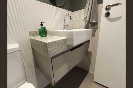 Apartamento à venda com 106m², 3 quartos e 2 vagas Apartamento à venda com 106m², 3 quartos e 2 vagasLavabo