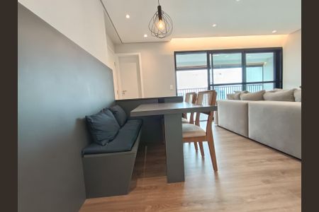 Apartamento à venda com 106m², 3 quartos e 2 vagas Apartamento à venda com 106m², 3 quartos e 2 vagasSala