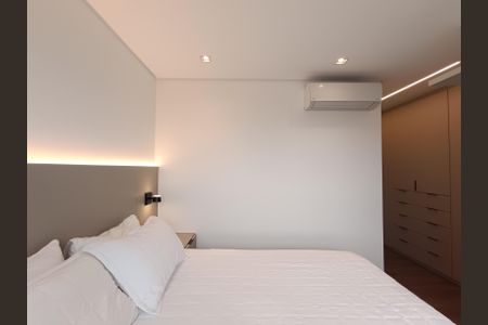 Apartamento à venda com 106m², 3 quartos e 2 vagas Apartamento à venda com 106m², 3 quartos e 2 vagasSuíte