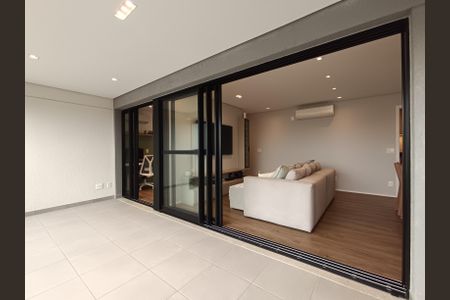 Apartamento à venda com 106m², 3 quartos e 2 vagas Apartamento à venda com 106m², 3 quartos e 2 vagasSala