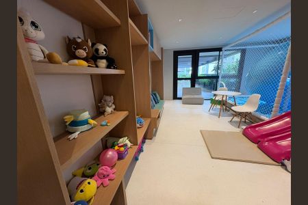 Apartamento à venda com 106m², 3 quartos e 2 vagas Apartamento à venda com 106m², 3 quartos e 2 vagasÁrea comum - Playground