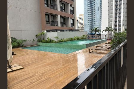 Apartamento à venda com 106m², 3 quartos e 2 vagas Apartamento à venda com 106m², 3 quartos e 2 vagasÁrea comum - Piscina