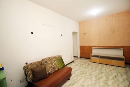 Sala de casa para alugar com 2 quartos, 90m² em Parada de Lucas, Rio de Janeiro
