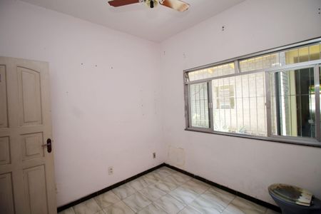 Quarto 1 de casa para alugar com 2 quartos, 90m² em Parada de Lucas, Rio de Janeiro