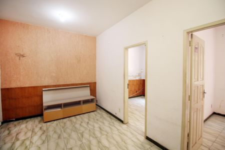 Sala de casa para alugar com 2 quartos, 90m² em Parada de Lucas, Rio de Janeiro