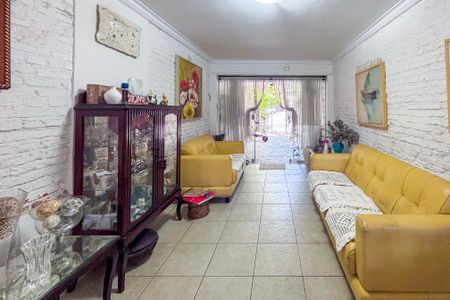 Casa à venda com 2 quartos, 147m² em Alto de Pinheiros, São Paulo