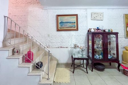 Casa à venda com 2 quartos, 147m² em Alto de Pinheiros, São Paulo