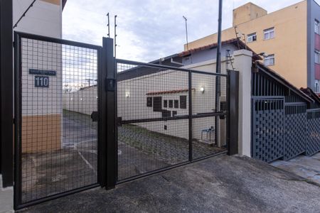 Casa à venda com 88m², 3 quartos e 1 vaga Casa à venda com 88m², 3 quartos e 1 vagaFachada
