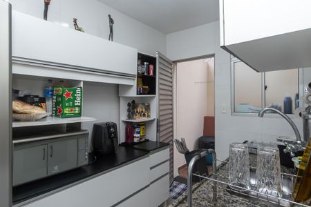 Casa à venda com 88m², 3 quartos e 1 vaga Casa à venda com 88m², 3 quartos e 1 vagaCozinha
