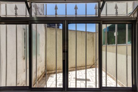 Sala - Janela de casa para alugar com 2 quartos, 55m² em Vila Comercial, São Paulo