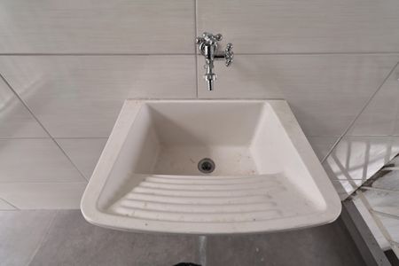 Casa para alugar com 30m², 1 quarto e sem vagaÁrea de Serviço