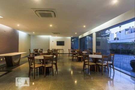 Apartamento para alugar com 130m², 3 quartos e 2 vagasSalão de Festas