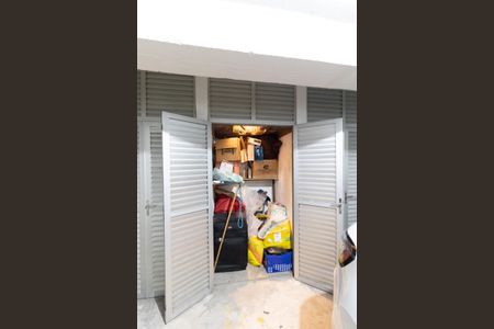 Apartamento para alugar com 130m², 3 quartos e 2 vagasDepósito