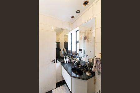 Apartamento para alugar com 130m², 3 quartos e 2 vagasBanheiro da Suíte