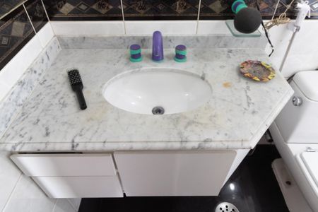 Apartamento para alugar com 130m², 3 quartos e 2 vagasBanheiro Social 