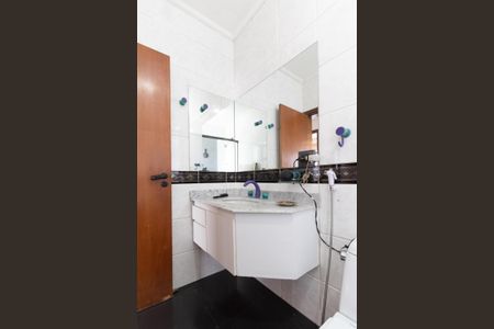 Apartamento para alugar com 130m², 3 quartos e 2 vagasBanheiro Social 