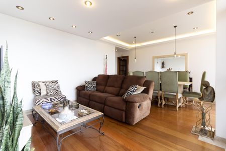 Apartamento para alugar com 130m², 3 quartos e 2 vagasSala