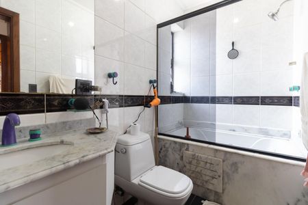 Apartamento para alugar com 130m², 3 quartos e 2 vagasBanheiro Social 