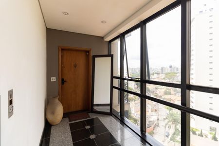 Apartamento para alugar com 130m², 3 quartos e 2 vagasHall Social 