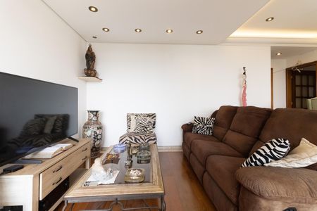 Apartamento para alugar com 130m², 3 quartos e 2 vagasSala