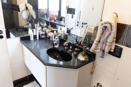 Apartamento para alugar com 130m², 3 quartos e 2 vagasBanheiro da Suíte