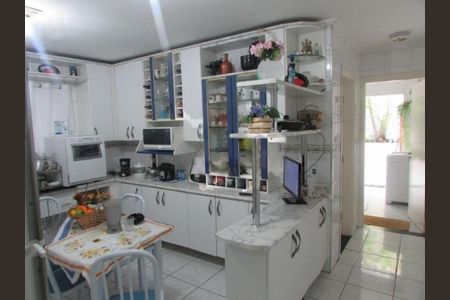 Casa à venda com 4 quartos, 300m² em Vila Maria Alta, São Paulo