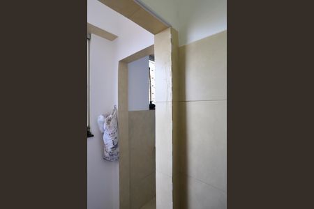 Apartamento à venda com 85m², 2 quartos e sem vaga Apartamento à venda com 85m², 2 quartos e sem vagaBanheiro de serviço