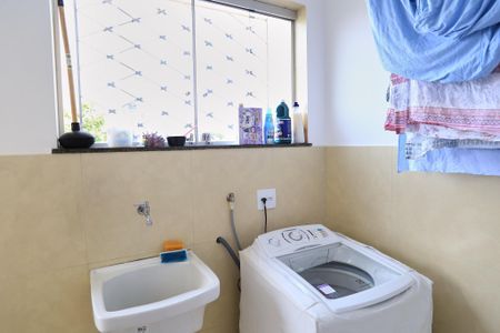 Apartamento à venda com 85m², 2 quartos e sem vaga Apartamento à venda com 85m², 2 quartos e sem vagaÁrea de Serviço