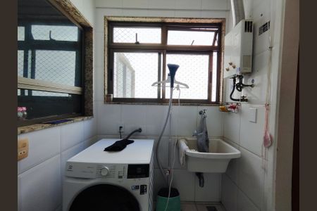 Apartamento à venda com 112m², 3 quartos e 2 vagas Apartamento à venda com 112m², 3 quartos e 2 vagasCozinha/ Área de Serviço