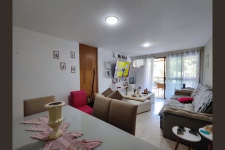 Apartamento à venda com 112m², 3 quartos e 2 vagas Apartamento à venda com 112m², 3 quartos e 2 vagasSala
